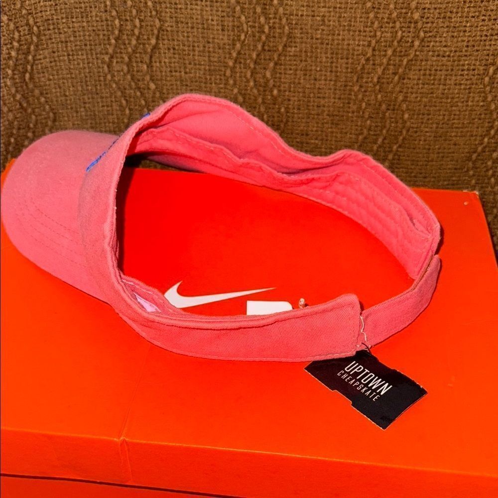 Guy Harvey Pink Visor with Blue Logo - Picture 3 of 4